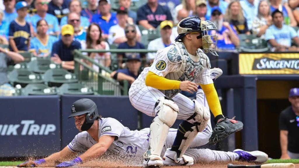 Rockies' Tomoyuki Sugano's hot stretch continues vs. Brewers