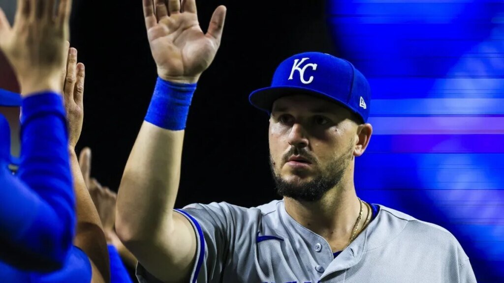 Royals place 1B Vinnie Pasquantino (wrist) on 10-day injured list Royals place 1B Vinnie Pasquantino (wrist) on 10-day injured list