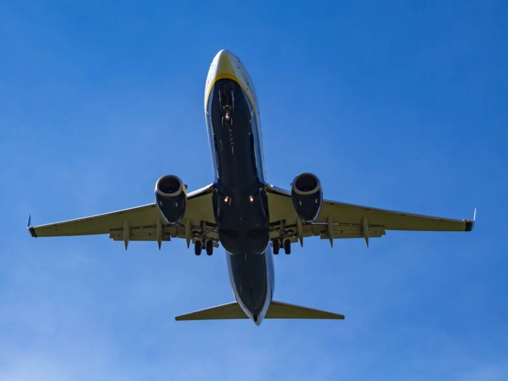 Ryanair passenger sucked out after window detaches mid-flight Ryanair passenger sucked out after window detaches mid-flight