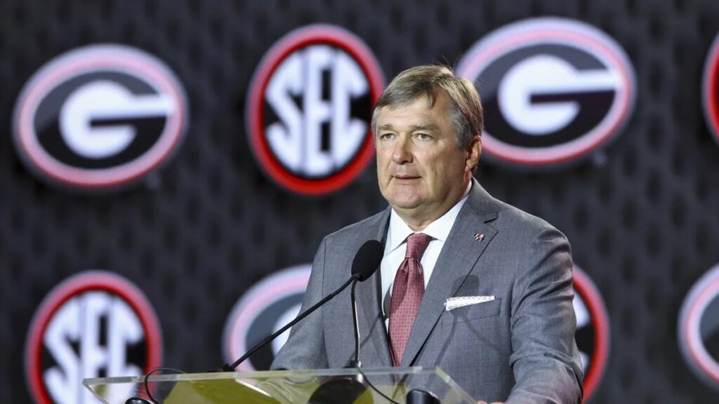 SEC notebook: Kirby Smart wants Georgia ‘bigger’ in biggest moments SEC notebook: Kirby Smart wants Georgia 'bigger' in biggest moments