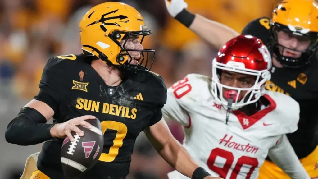 Sam Leavitt Faces Massive Expectations at LSU Sam Leavitt Faces Massive Expectations at LSU