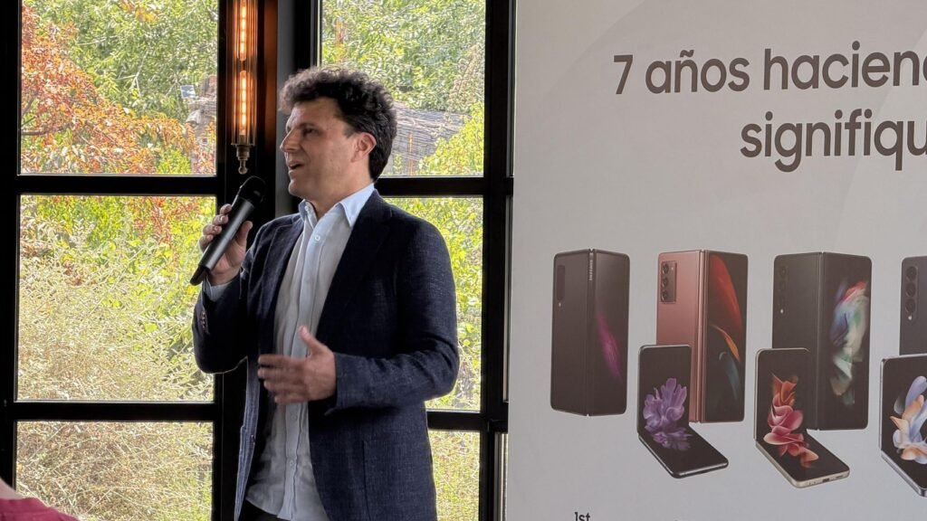 Samsung presume de dominio en móviles plegables en España a escasas semanas de lanzar sus nuevos Galaxy Fold y Flip Samsung presume de dominio en móviles plegables en España a escasas semanas de lanzar sus nuevos Galaxy Fold y Flip