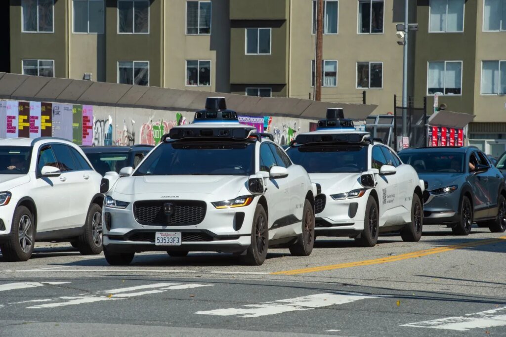 San Francisco mayor pushes for tougher rules after the Waymo traffic fiasco San Francisco mayor pushes for tougher rules after the Waymo traffic fiasco