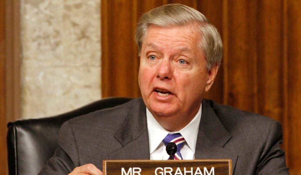 Sen. Lindsey Graham’s sudden death spurs false claims Sen. Lindsey Graham’s sudden death spurs false claims