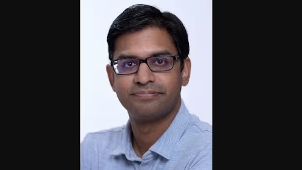 SickKids doctor charged with possessing, accessing child sex abuse material, police say SickKids doctor charged with possessing, accessing child sex abuse material, police say