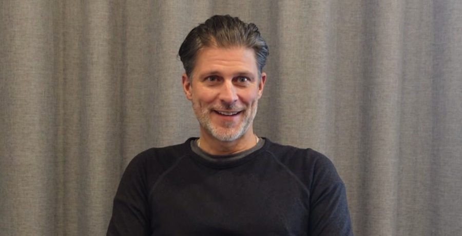 Soap Star Greg Vaughan Hints At ‘The Next Chapter’ With Fans Soap Star Greg Vaughan Hints At 'The Next Chapter' With Fans