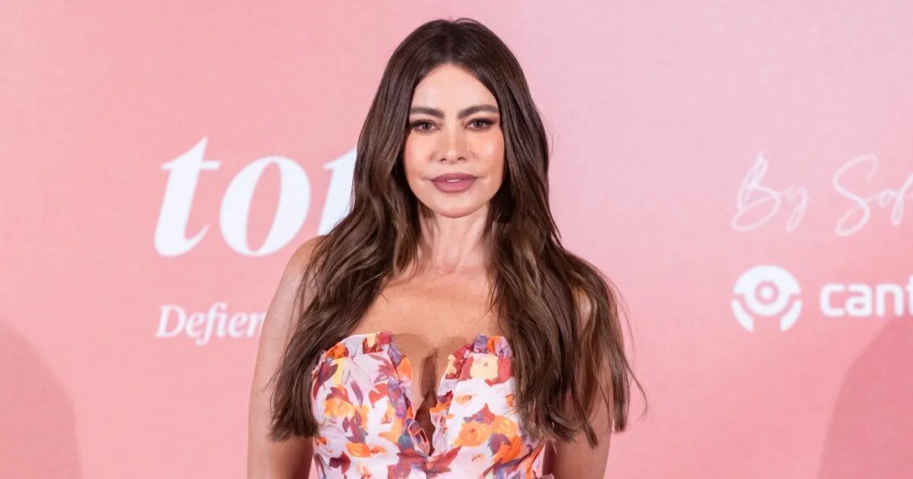 Sofía Vergara’s Breezy Italian Maxi Dress Style Is on Amazon Sofía Vergara's Breezy Italian Maxi Dress Style Is on Amazon