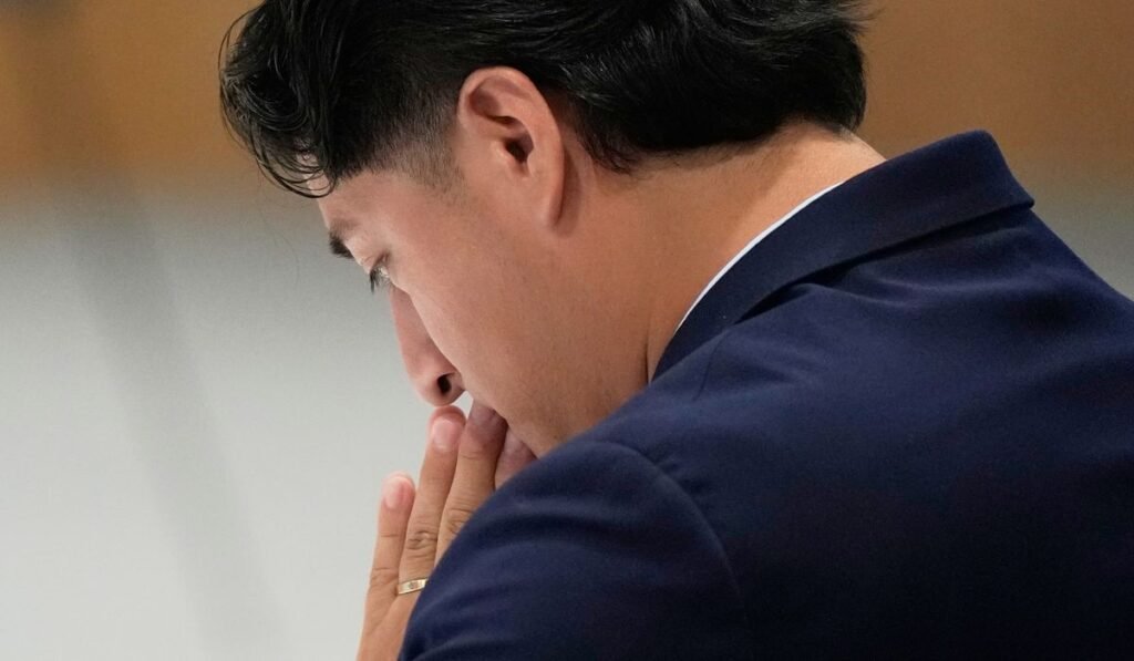 Sons of man shot and killed by ICE in Houston demand accountability at congressional hearing