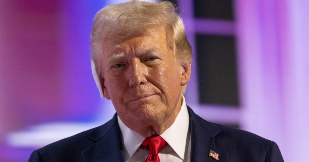 Spain vs Argentina begins with Tom Cruise saying football ‘brought the world together’ in front of US president Donald Trump Spain vs Argentina begins with Tom Cruise saying football 'brought the world together' in front of US president Donald Trump