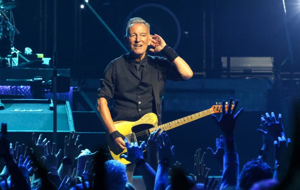 Springsteen vs. Trump: Why Bruce is a magnificent example for the music world | Culture Springsteen vs. Trump: Why Bruce is a magnificent example for the music world | Culture