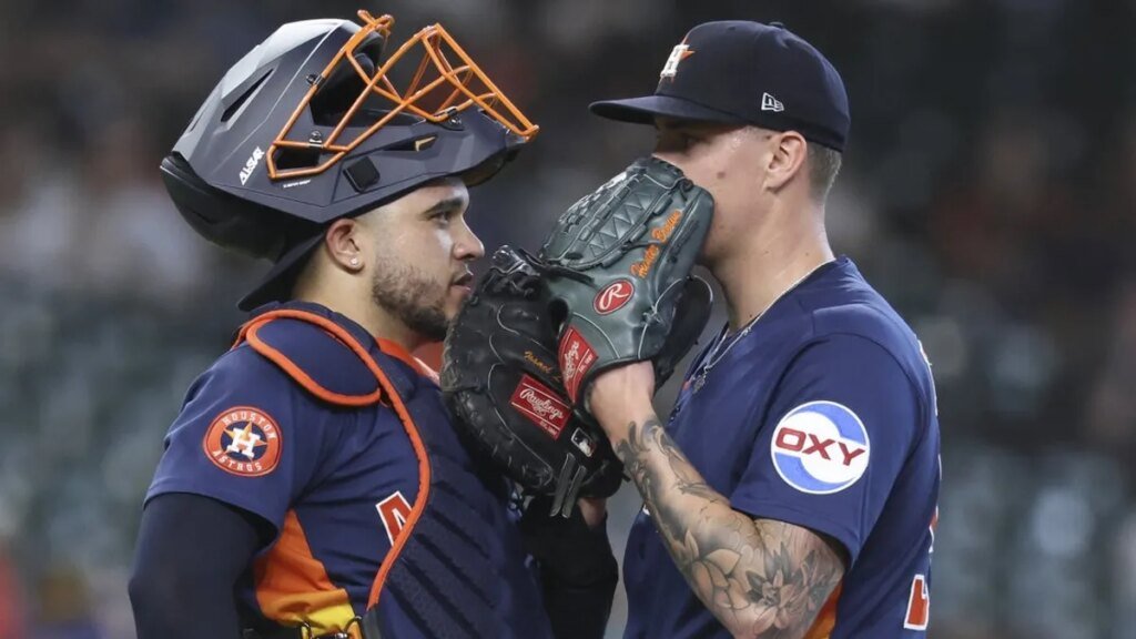 Struggling Hunter Brown, hot Sean Burke face off as Astros visit White Sox Struggling Hunter Brown, hot Sean Burke face off as Astros visit White Sox