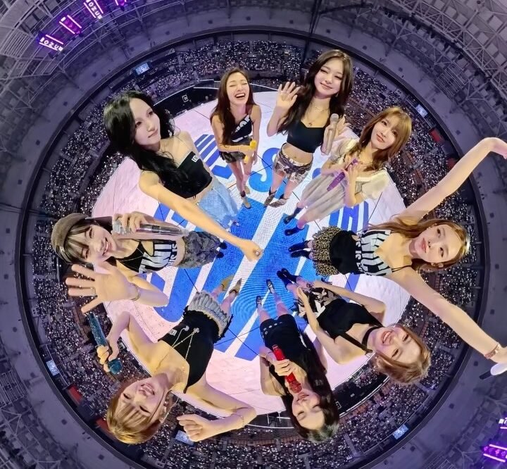 TWICE Announces ‘This Is For’ World Tour with Seoul Already Confirmed TWICE Announces ‘This Is For’ World Tour with Seoul Already Confirmed