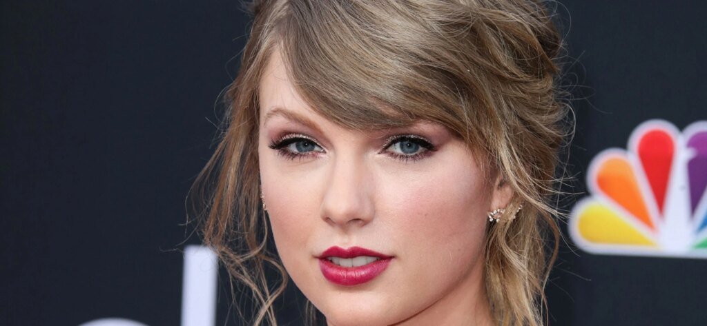 Taylor Swift's Five Wedding Dress Clues Revealed