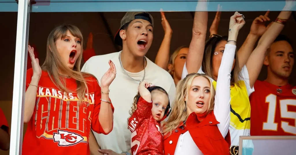 Taylor Swift’s Songs With Sports References: A Complete Guide Taylor Swift's Songs With Sports References: A Complete Guide