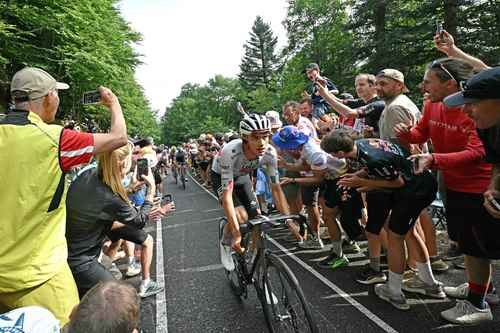 Tercer podio de Isaac del Toro en la etapa 14 del Tour de Francia Tercer podio de Isaac del Toro en la etapa 14 del Tour de Francia