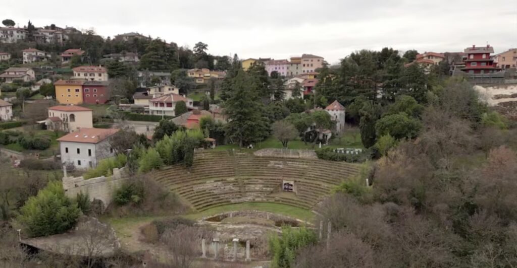 The incredible story of the man who built a fake Roman theater in Italy and sold tickets to visit it | International The incredible story of the man who built a fake Roman theater in Italy and sold tickets to visit it | International