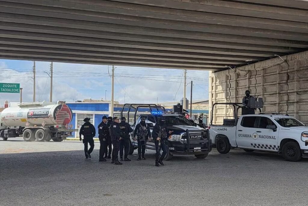 The latest massacre to hit Mexico: Business owners, local officials and bodies hung from a bridge | International