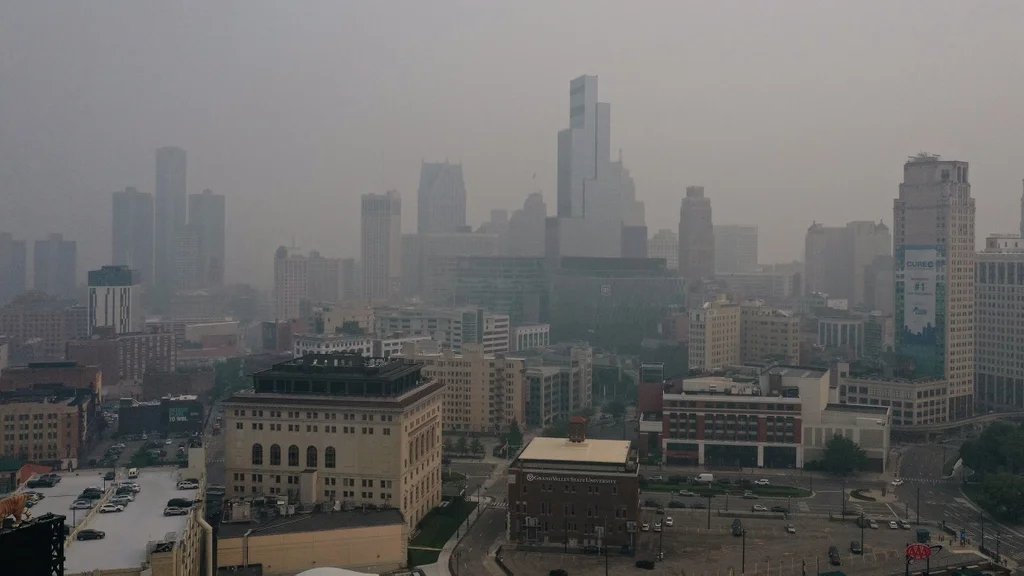 The wishful thinking of ‘climate havens’: Canada’s wildfire smoke is debunking myths about the Midwest The wishful thinking of ‘climate havens’: Canada’s wildfire smoke is debunking myths about the Midwest