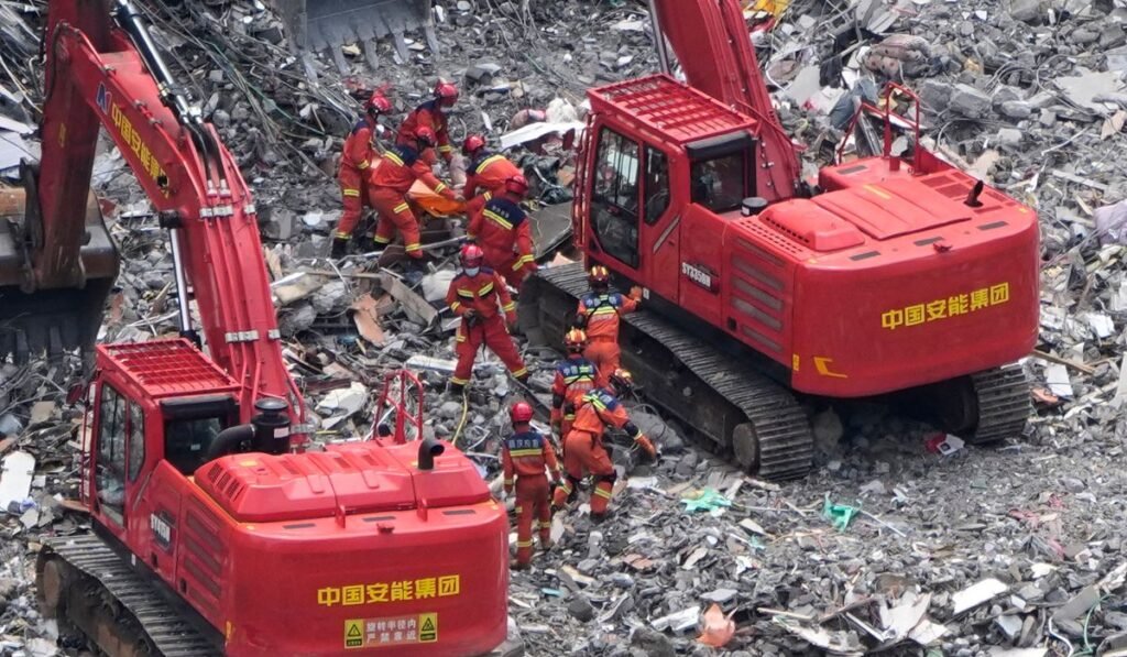 Toll from landslide in southwestern China rises to 11 dead, with 50 people still missing Toll from landslide in southwestern China rises to 11 dead, with 50 people still missing