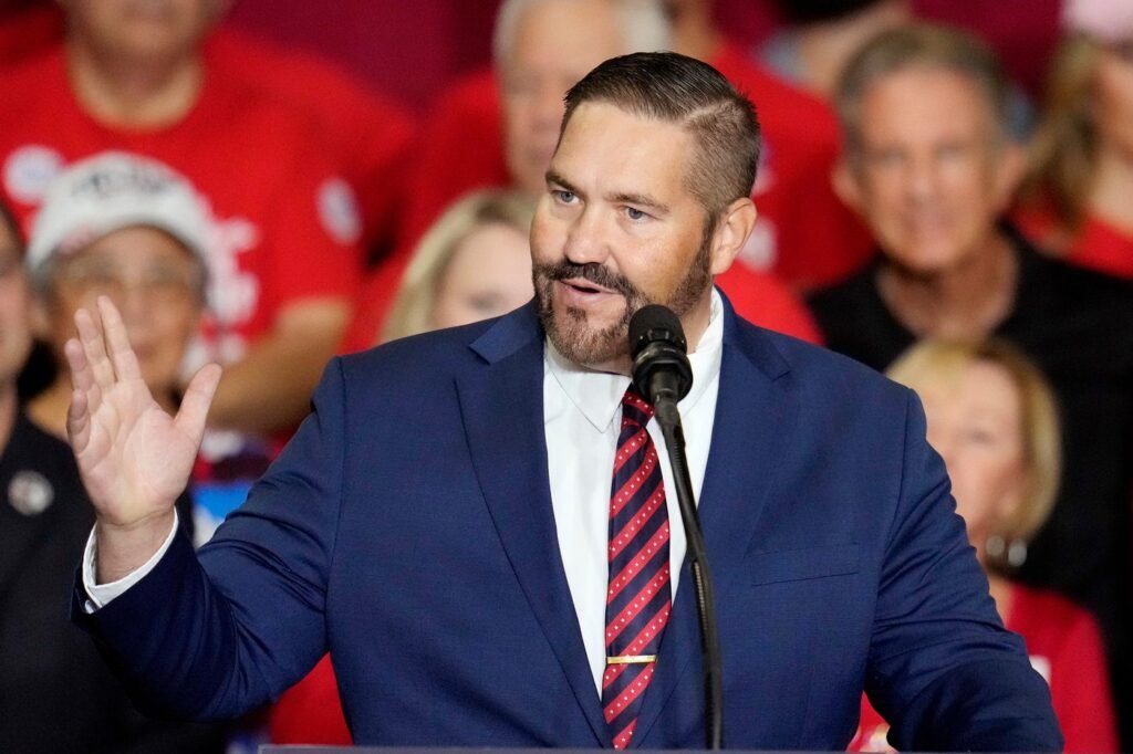 Top officials in Arizona’s Maricopa County agree on how to oversee elections, ending a legal battle Top officials in Arizona's Maricopa County agree on how to oversee elections, ending a legal battle