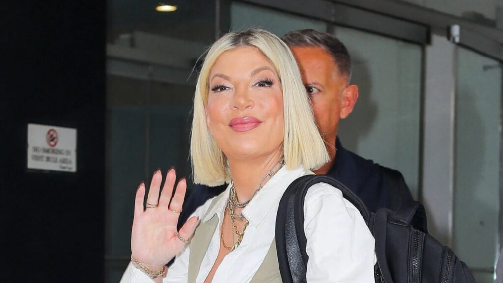 Tori Spelling Exits ‘Beverly Hills 90210’ Rewatch Podcast Tori Spelling Exits 'Beverly Hills 90210' Rewatch Podcast