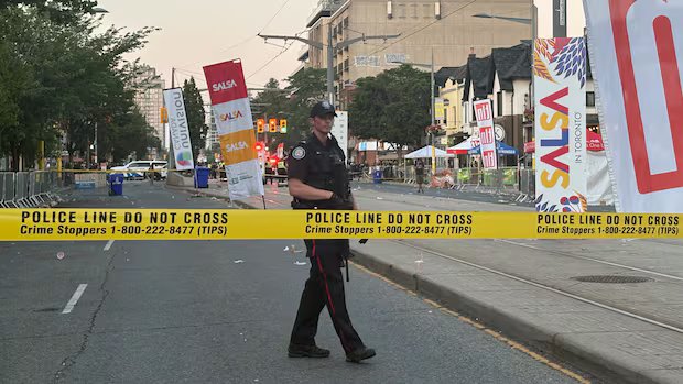 Torontonians describe chaos after fatal shooting at St. Clair festival Torontonians describe chaos after fatal shooting at St. Clair festival