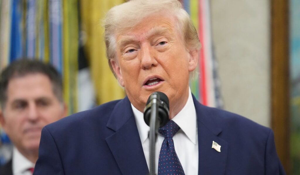 Trump explains plan to build a helipad on White House lawn Trump explains plan to build a helipad on White House lawn