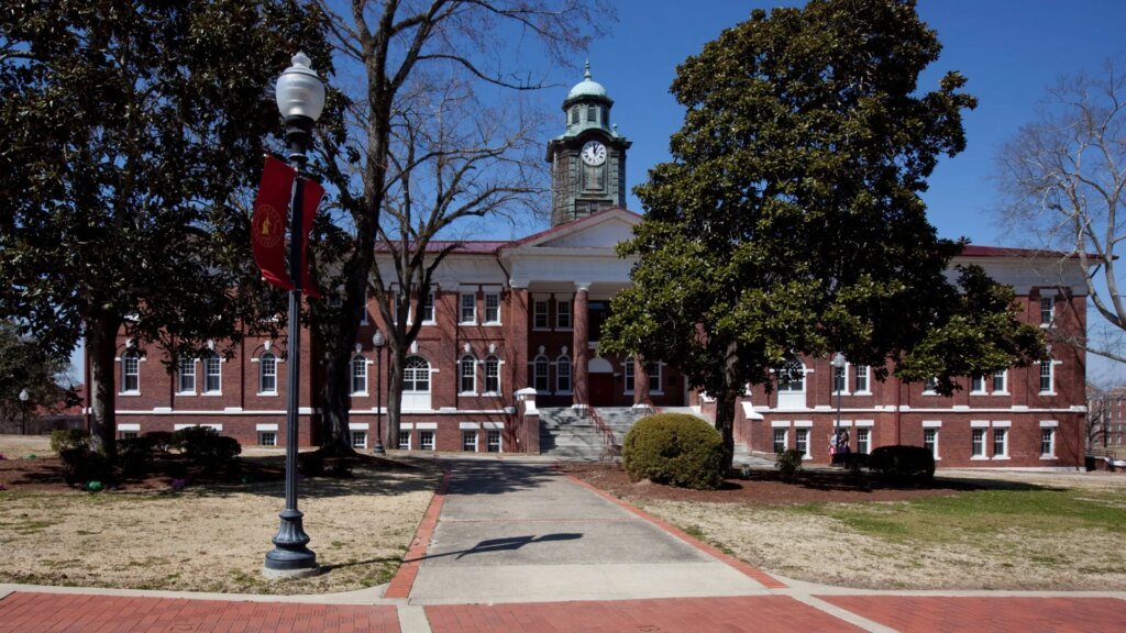 Tuskegee University New Dress Code Bans Bonnets And Durags