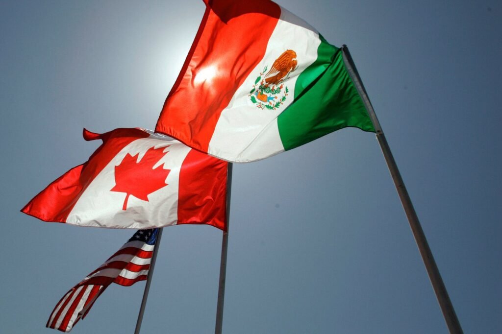 US, Canada and Mexico begin bumpy negotiations to renew North American trade pact US, Canada and Mexico begin bumpy negotiations to renew North American trade pact