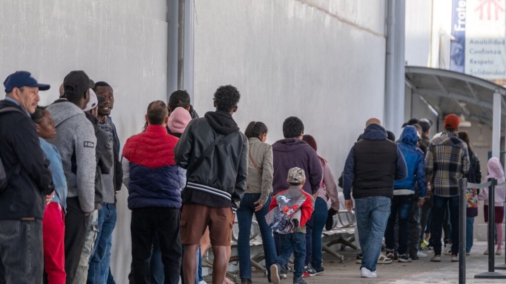 U.S. asylum approvals hit two-decade low under Trump changes : NPR U.S. asylum approvals hit two-decade low under Trump changes : NPR