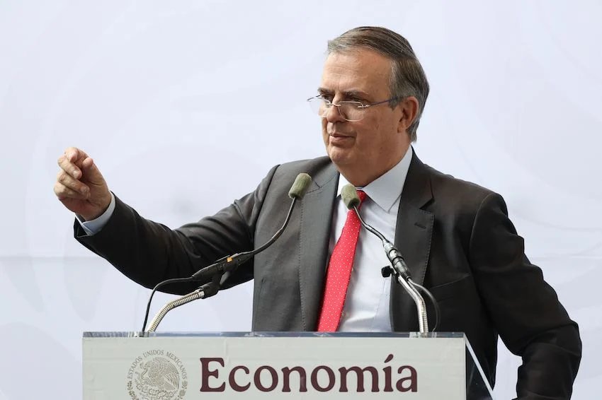 US tells Mexico it will not renew the USMCA trade agreement US tells Mexico it will not renew the USMCA trade agreement