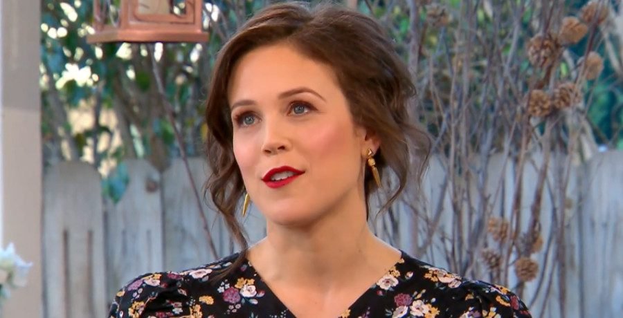 ‘WCTH’ Erin Krakow Shares Rare Glimpse Of Newborn Daughter 'WCTH' Erin Krakow Shares Rare Glimpse Of Newborn Daughter