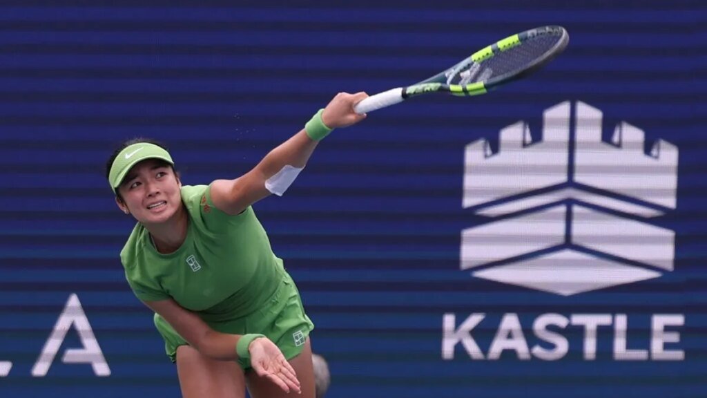 WTA roundup: Alexandra Eala ousts defending champ Leylah Fernandez in DC