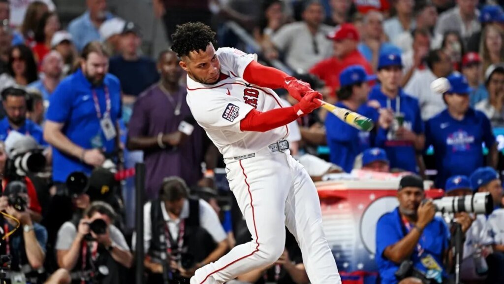 Willson Contreras, Jordan Walker take first-round lead at Home Run Derby Willson Contreras, Jordan Walker take first-round lead at Home Run Derby