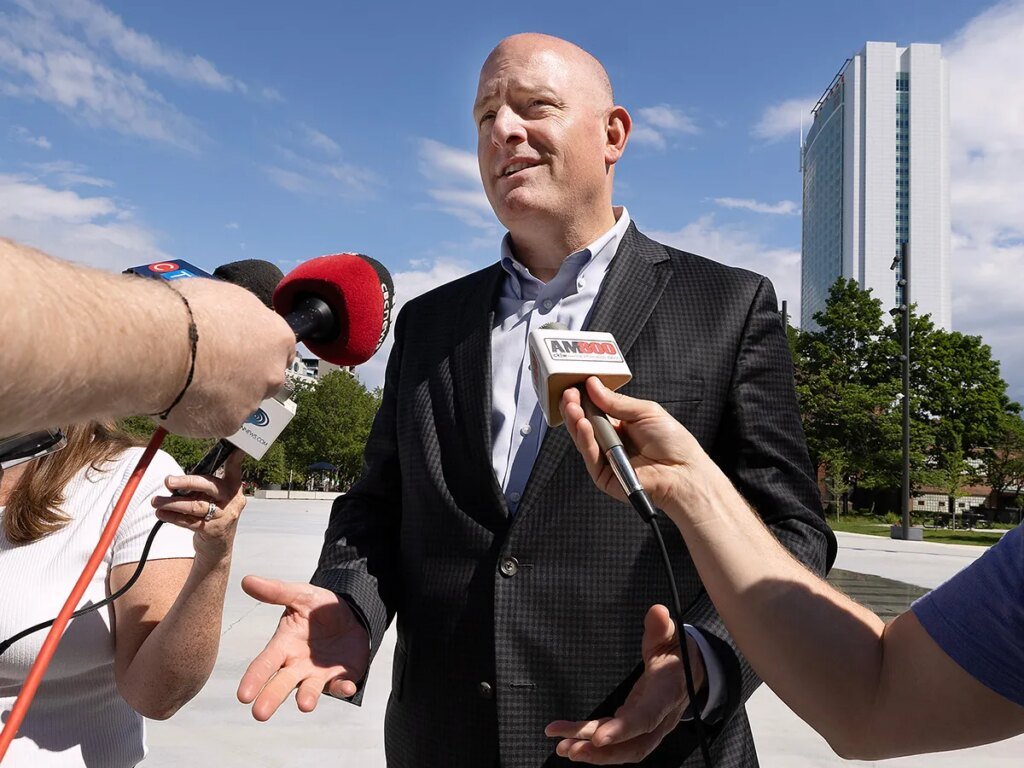 Windsor mayor: I'd rather keep bridge closed than accept a bad deal