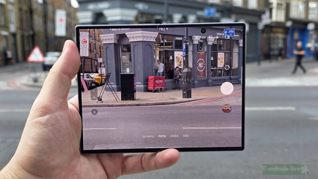 el último capricho tecnológico plegable de Samsung tiene algo especial que me ha encantado