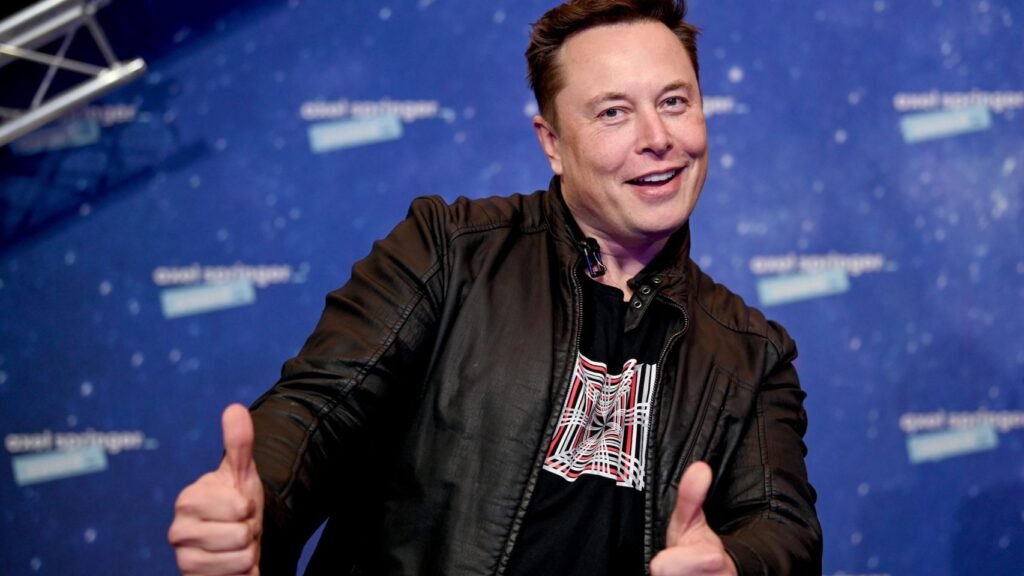 la empresa de Musk prepara un dispositivo con IA similar a un móvil la empresa de Musk prepara un dispositivo con IA similar a un móvil