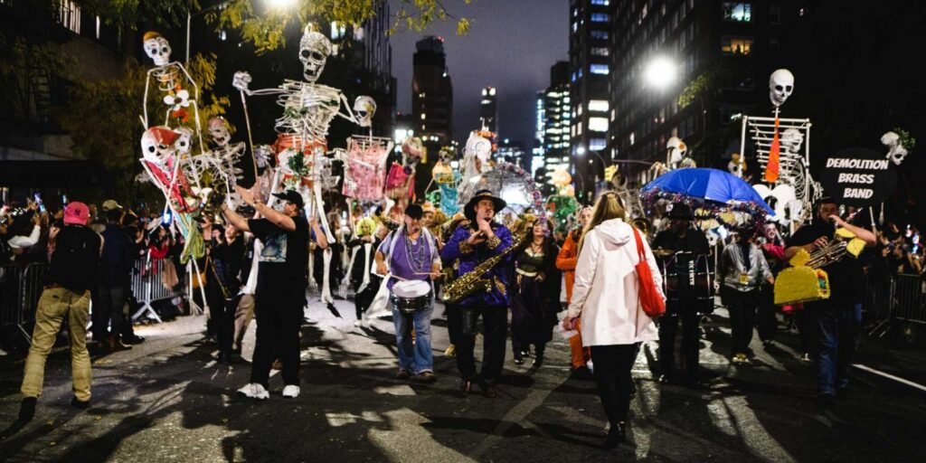 ▷ Village Halloween Parade in NYC 2026 • The Complete Guide (Update) ▷ Village Halloween Parade in NYC 2026 • The Complete Guide (Update)