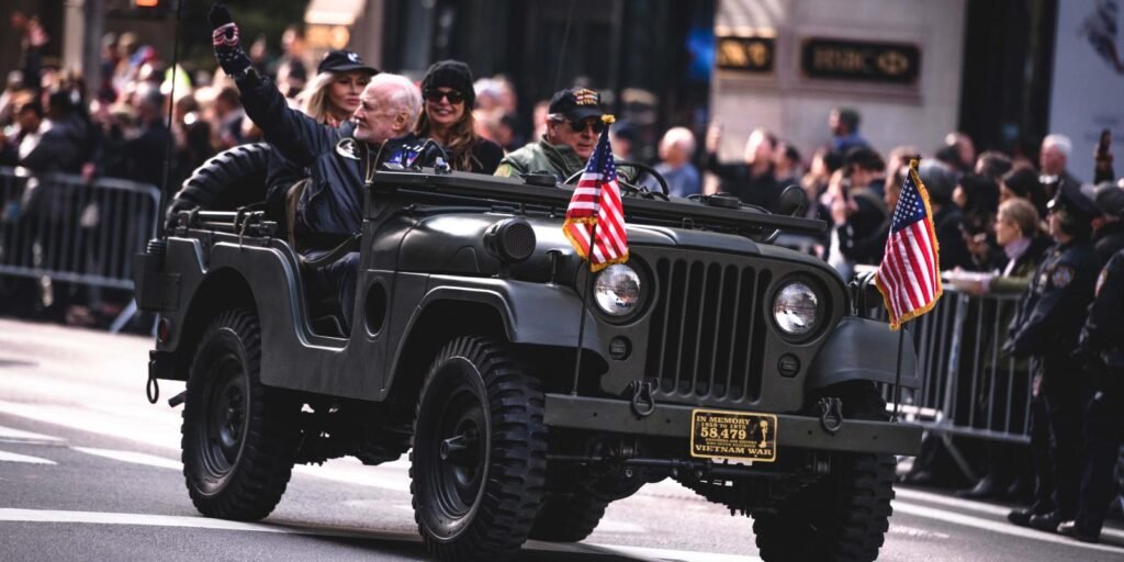 ▷ Your Full Guide to the Veterans Day Parade in NYC 2026 (Update) ▷ Your Full Guide to the Veterans Day Parade in NYC 2026 (Update)