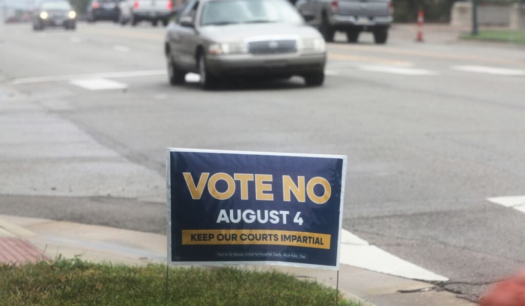 Republicans want voters to elect Kansas Supreme Court justices and move court to the right Republicans want voters to elect Kansas Supreme Court justices and move court to the right