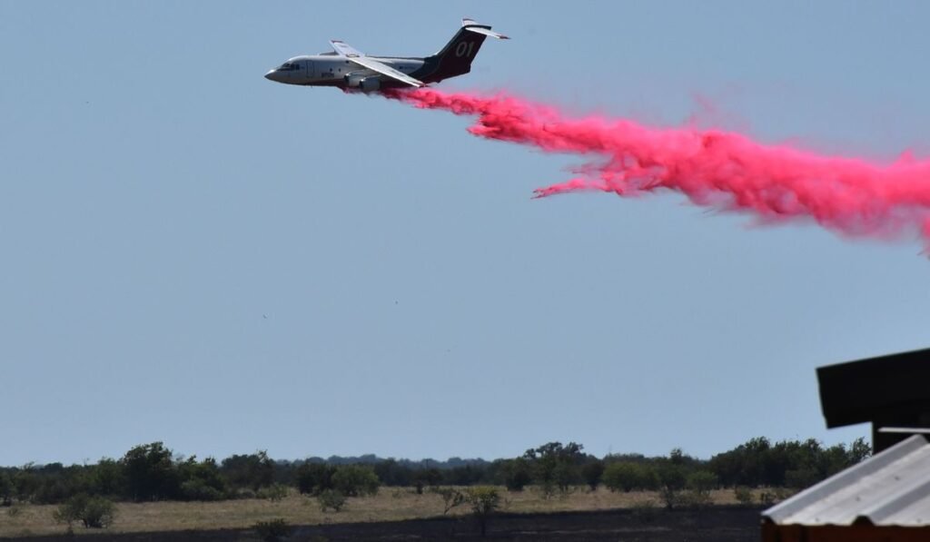 2 people died in military helicopter crash near Fort Hood, officials say 2 people died in military helicopter crash near Fort Hood, officials say