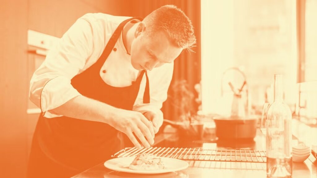 5 side-hustle businesses that can generate up to six figures 5 side-hustle businesses that can generate up to six figures