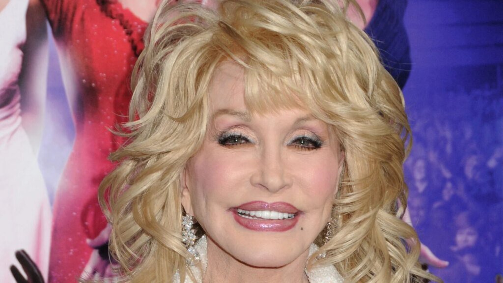 A $1M Gift From Dolly Parton Helped Scientists Fight COVID-19