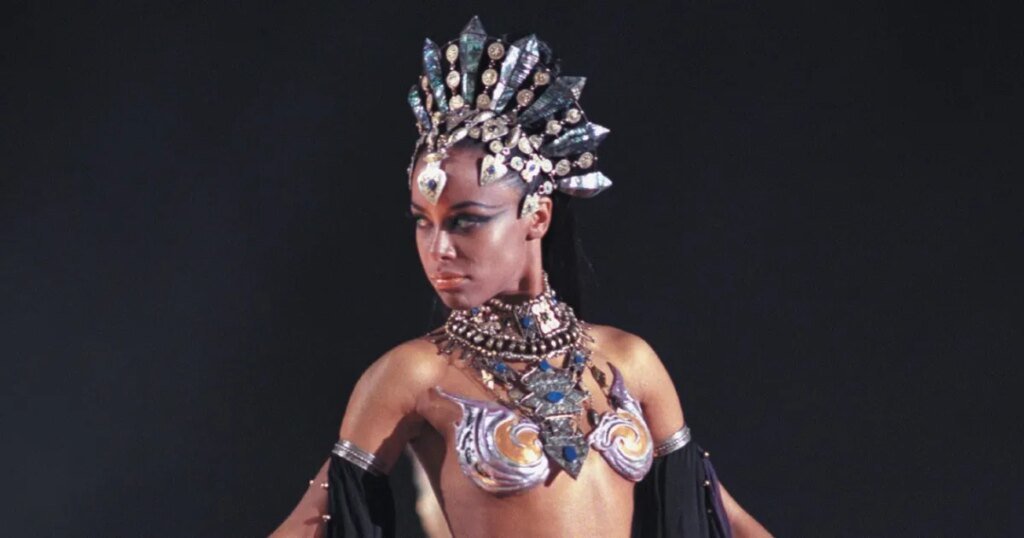 Aaliyah’s Queen of the Damned Director Shares Untold Story Aaliyah's Queen of the Damned Director Shares Untold Story