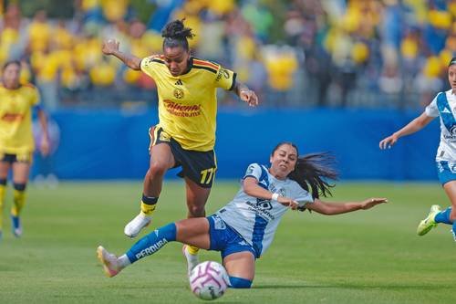 América femenil estrena su nuevo estadio con goleada 5-1 a Puebla América femenil estrena su nuevo estadio con goleada 5-1 a Puebla