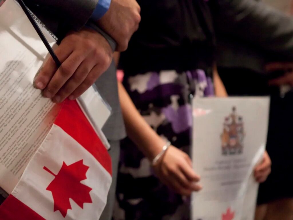Americans keep flooding IRCC with proof of citizenship applications Americans keep flooding IRCC with proof of citizenship applications