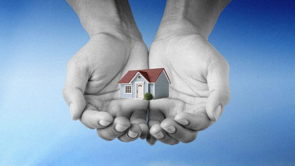 America’s housing market is splitting in two, and one group of buyers is getting left behind America’s housing market is splitting in two, and one group of buyers is getting left behind