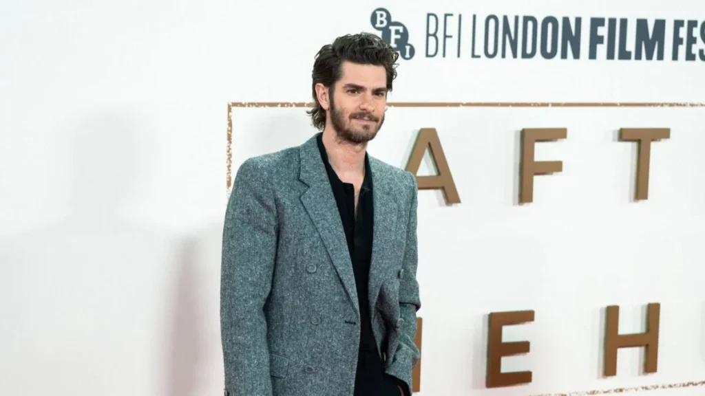 Andrew Garfield Explains ‘Aura Farming’ In Hilarious Breakdown Andrew Garfield Explains ‘Aura Farming’ In Hilarious Breakdown