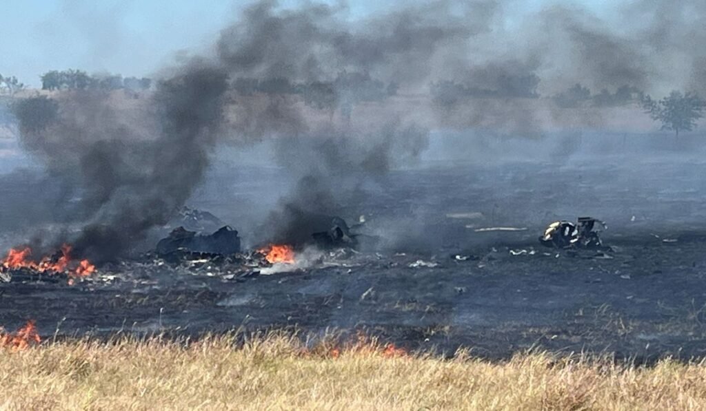 Army resumes Apache helicopter training missions after Texas crash that killed 2 Army resumes Apache helicopter training missions after Texas crash that killed 2