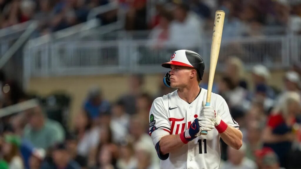 As White Sox chase division title, Twins continue youth movement